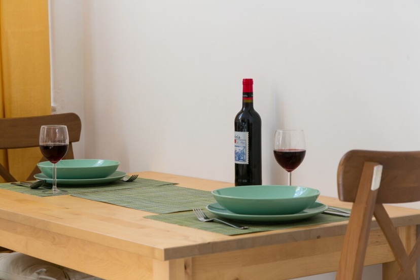 Charming Patio Apartment Rentexperience — отель с удобствами в Лиссабоне