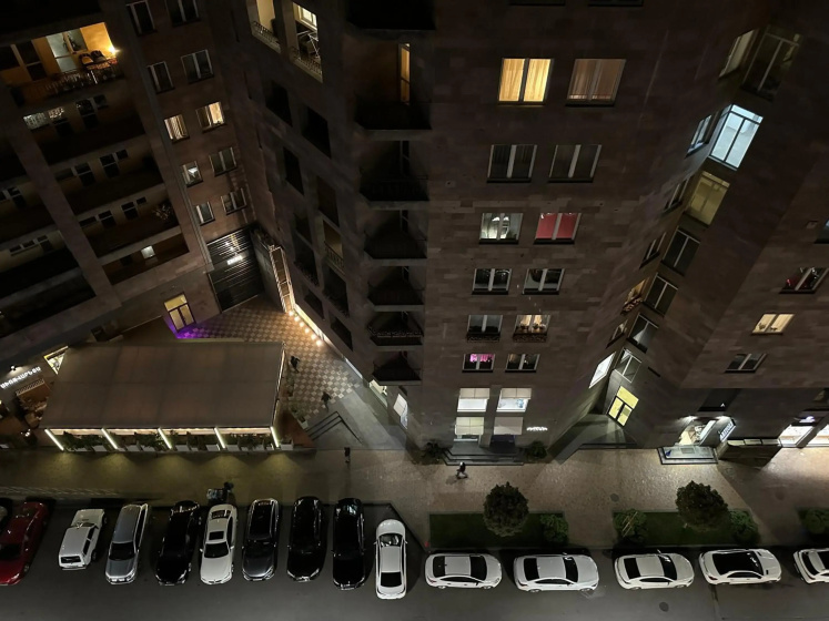 Northern Avenue, 1 bedroom Modern, Renovated apartment HH999 — отель с удобствами в Ереван