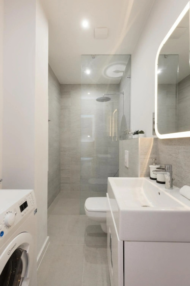 Space and Elegance in The Heart of Budapest — забронировать отель в Будапеште