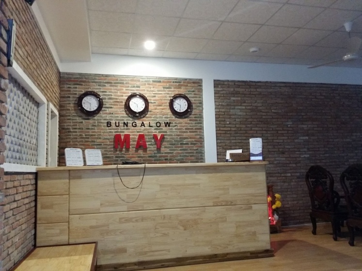 Цены на May Bungalow в фане