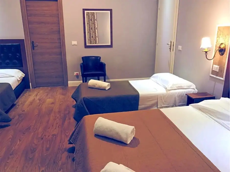 Hotel Aida 2 — отель в Флоренции, Италия