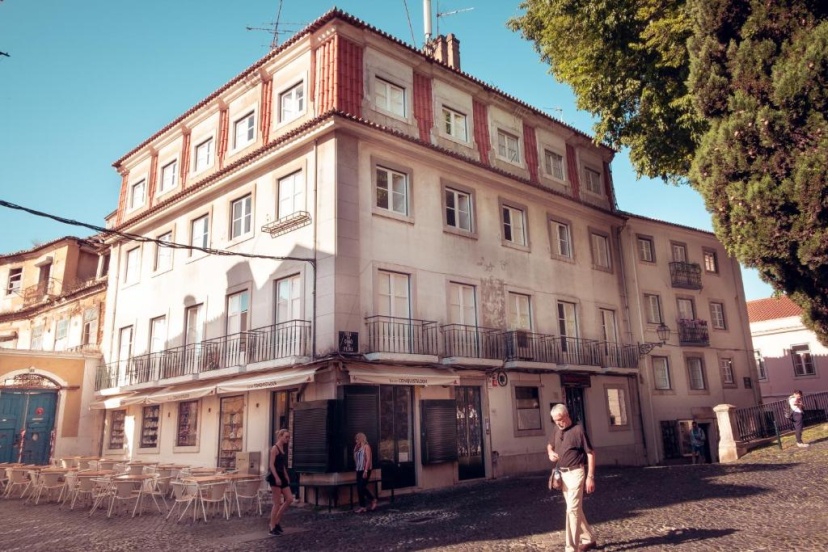 Casas do Bairro Conqvistador — отель с удобным расположением в Лиссабоне