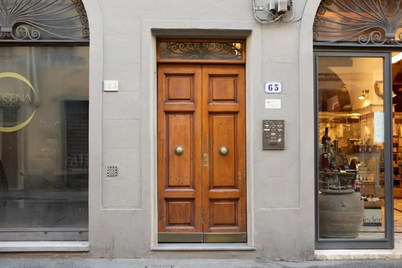 Borgo San Frediano 65 — отель в Флоренции, Италия