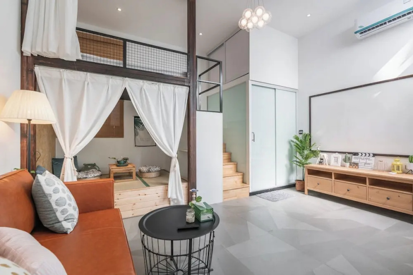 Shanghai Hills&XING 593 Homestay — отель с удобным расположением в Шанхае