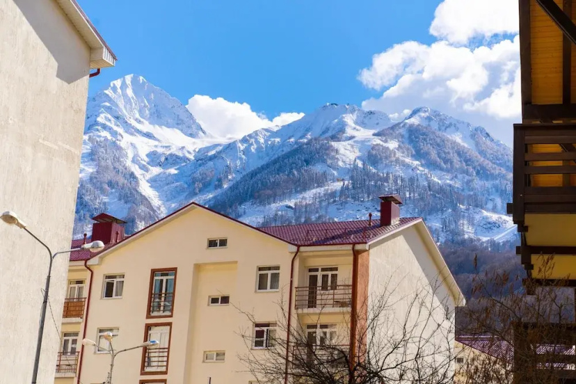 Vverkh Guest House — отель в Эсто-Садок, Россия