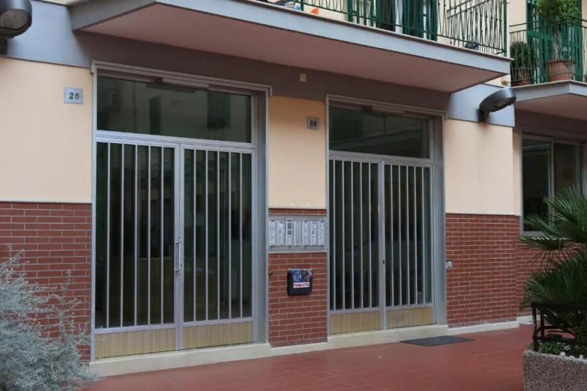 Costa Apartment Naples — комфортный отель в Неаполе