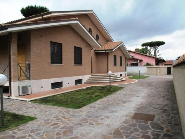 Villa Smeraldo — отель с удобствами в Риме