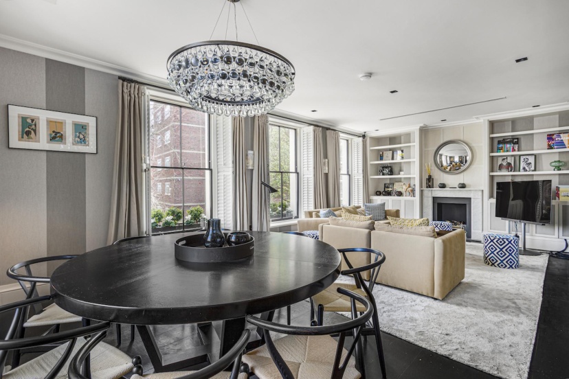 Цены на Luxurious Apartment - Denyer Street в Лондоне
