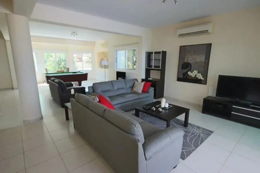 Nireas Seafront Villa — отель с удобствами в Протарас