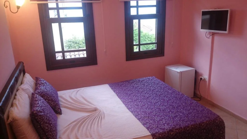 Marina Hostel — отель с удобствами в Анталье