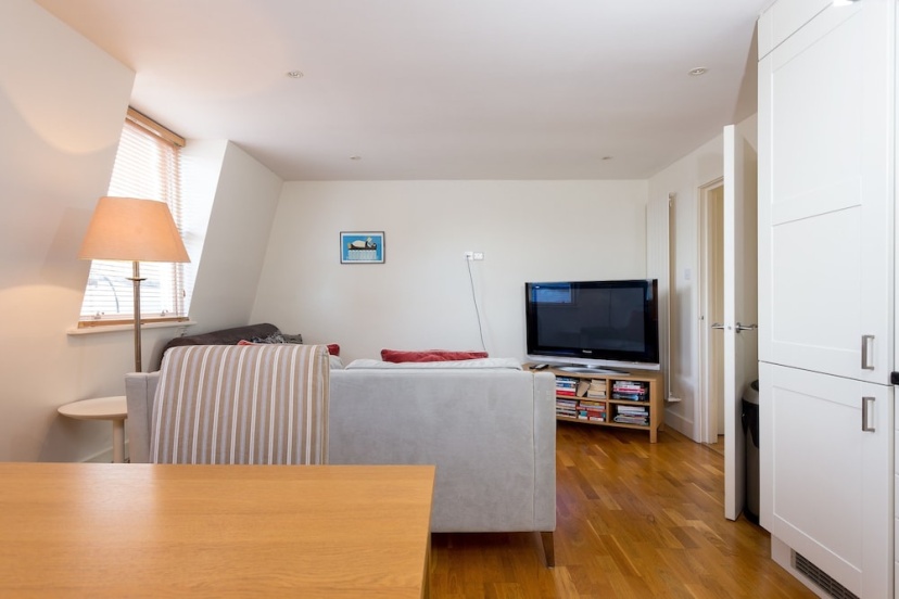 1 Bedroom Apartment in Maida Vale With Terrace — забронировать отель в Лондоне