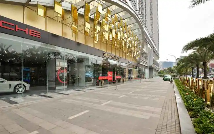Property Plus Luxury Apartment - Vinhomes Metropolis — отель с удобствами в Ханое