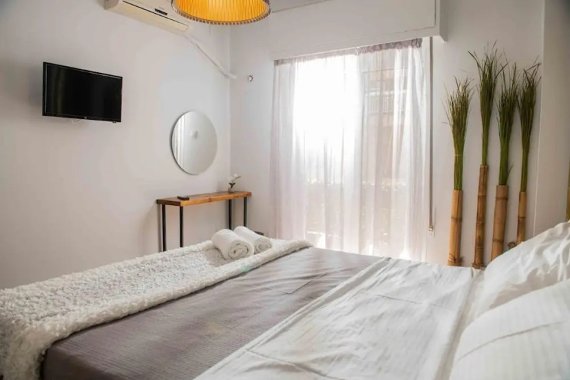 Lovely Apartment- At017 — отель с удобствами в Афины