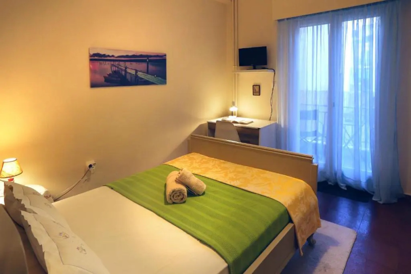 Aristotle's studio apartment 3 — отель в Афины, Греция