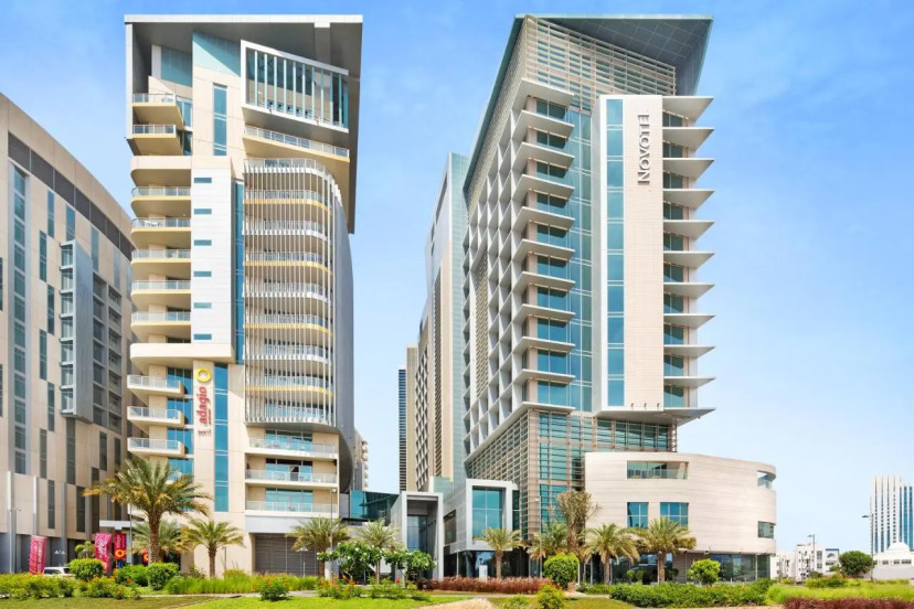 Novotel Abu Dhabi Al Bustan — комфортный отель в Абу
