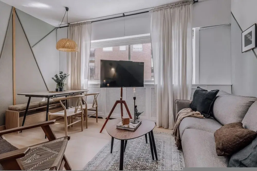 Semuy - 1 Bedroom in Bernab U-hispanoam Rica — забронировать отель в Мадриде