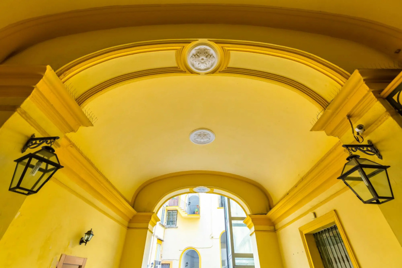 Appartamento a Santa Maria La Nova — отель в Неаполе, Италия