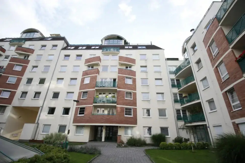 Panoramic Apartment Roof Terrace&Jacuzzi — комфортный отель в Праге