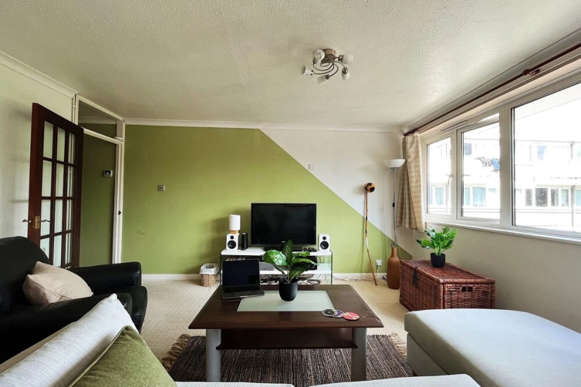 Spacious 2 Bedroom Apartment in Cricklewood — отель с удобствами в Лондоне