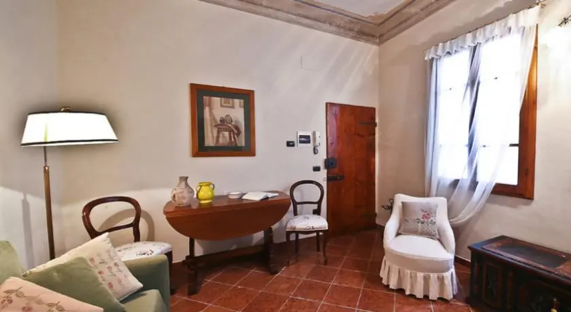 Apartments Florence - Vigna Nuova Laura — отель с удобствами в Флоренции