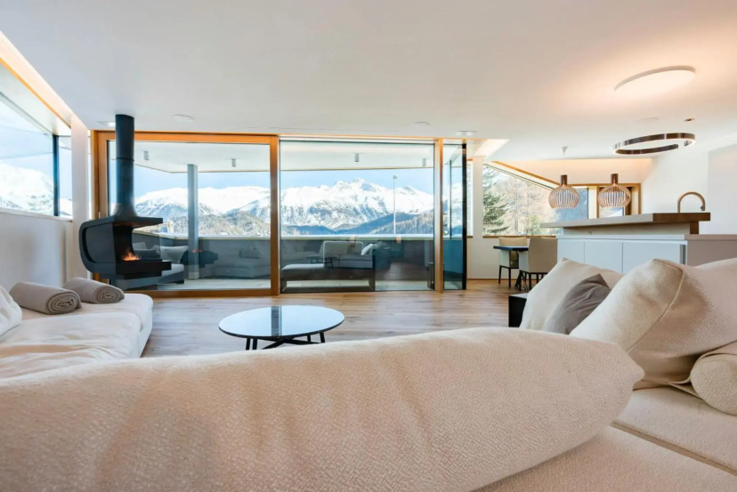 Apartment Mira Lej — отель с удобствами в Санкт-Морице