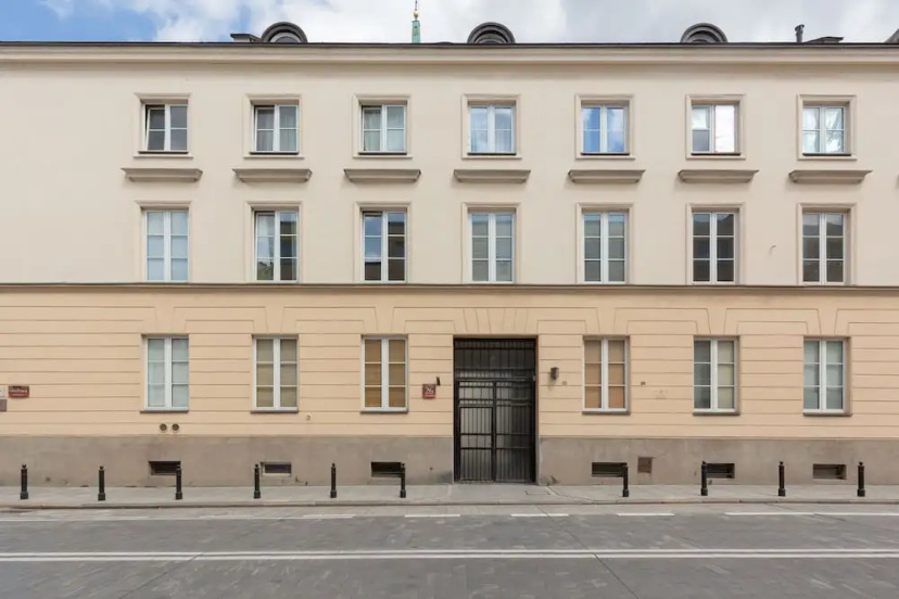 Miodowa Apartment Krasiński Garden — отель в Варшаве, Польша