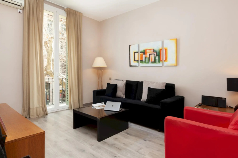 MIRO C · Beautiful and cozy apartment located in Eixample — комфортный отель в Барселоне