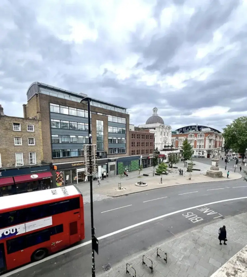 Cozy City Apartment in London — забронировать отель в Лондоне
