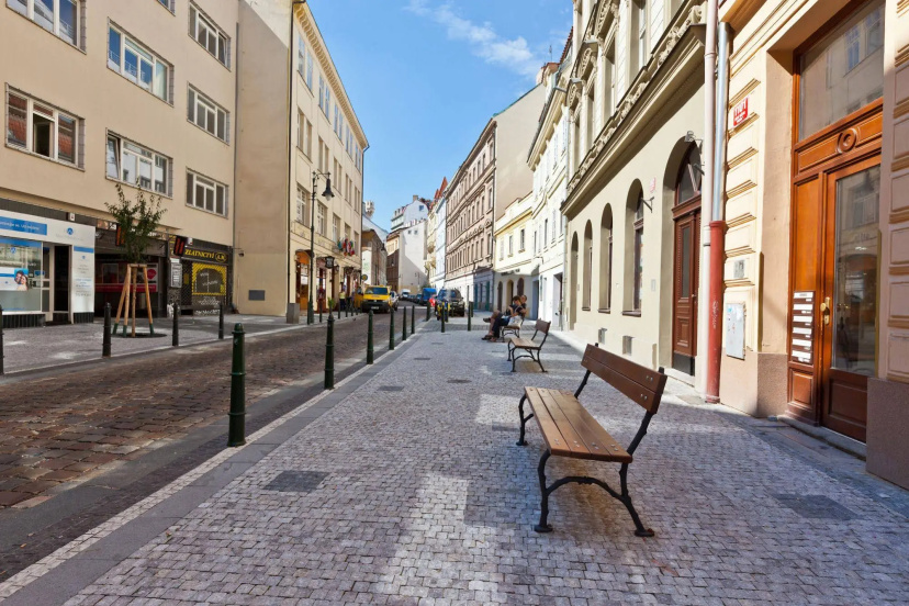 Lovely Prague Apartments — забронировать отель в Праге