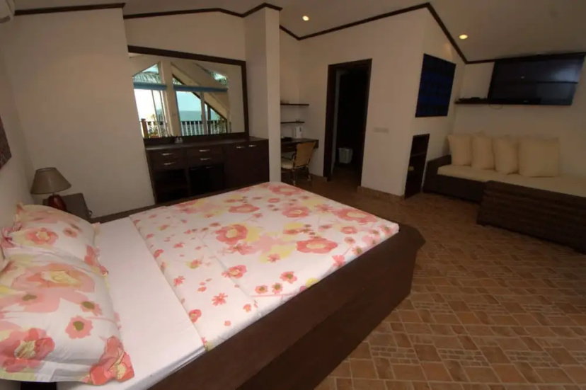 Beachfront Oasis With Private Pool and Jacuzzi on Samui's Bang Por Beach 2 — отель в Кохе, Таиланд