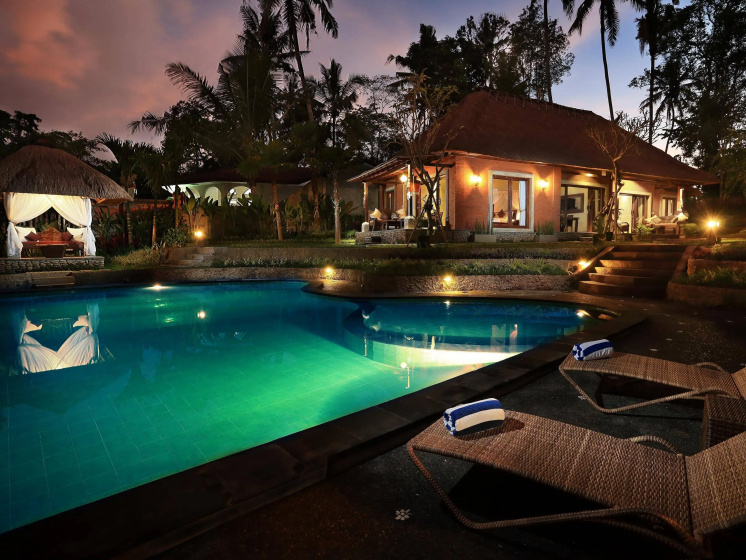 Bunut Garden Luxury Private Pool Villa 4 — отель в Убуде, Индонезия
