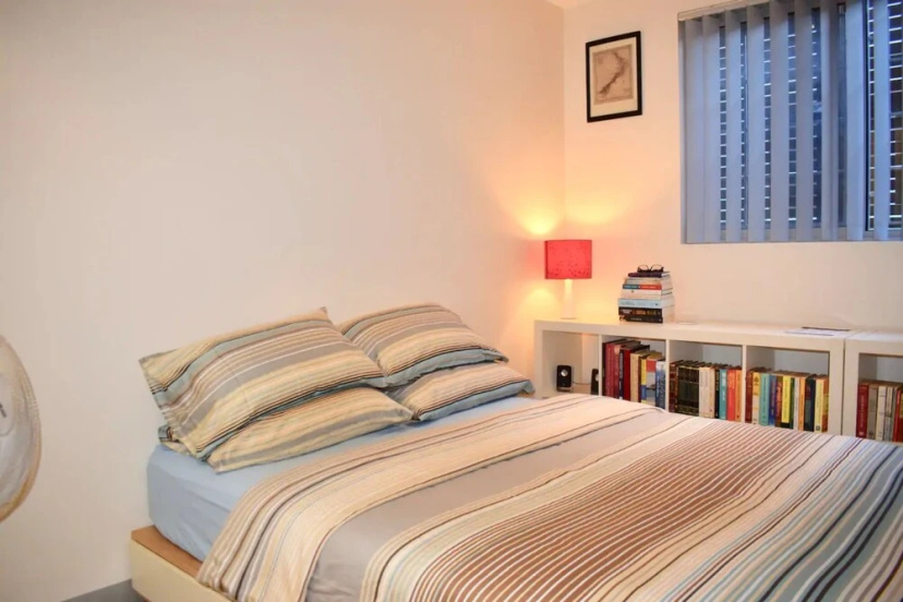 Tranquil 1 Bedroom Apartment With Sunny Courtyard — отель в Сиднее, Австралия