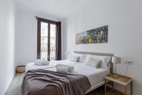Decô Apartments Barcelona-Eixample — отель с удобствами в Барселоне