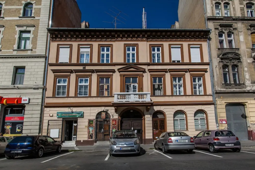 Klauzal 10 Apartment — отель с удобным расположением в Будапеште