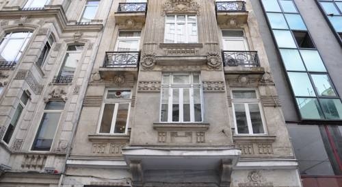 Tresuites Istanbul — отель с удобным расположением в Стамбуле