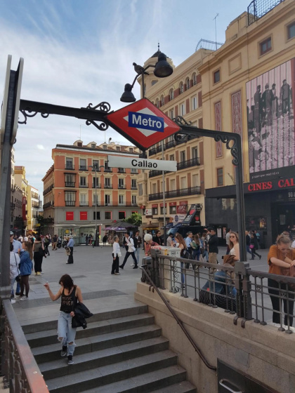 Apartamento Gran Via Callao — отель с удобствами в Мадриде