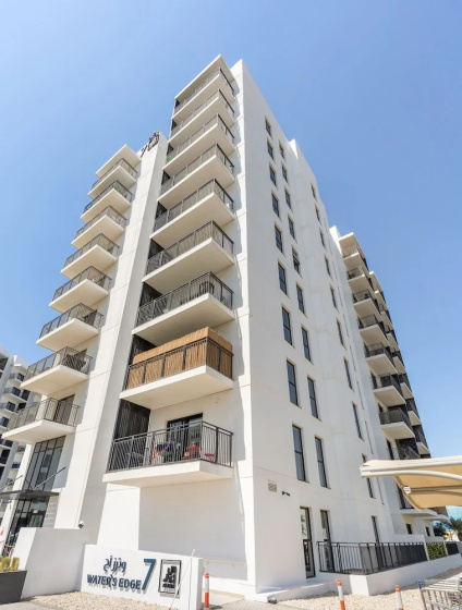 WelHome - Apt Close to Yas Waterworld and Ferrari Circuits — отель в Абу, Объединенные Арабские Эмираты