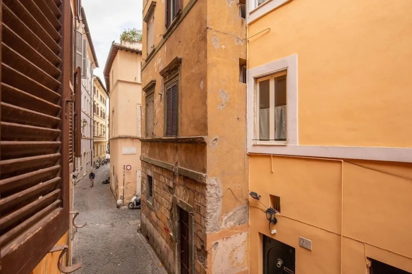 Charming apartment in Campo de Fiori — отель в Риме, Италия