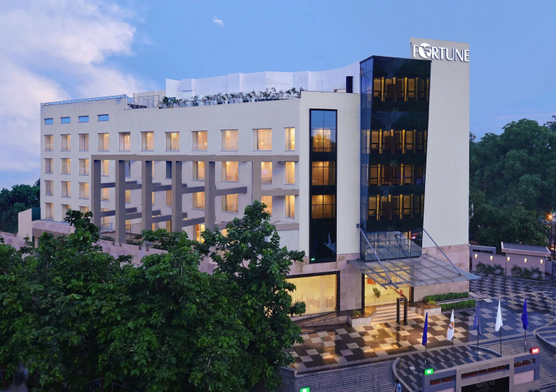 Fortune Park BBD, Lucknow - Member ITC Hotels' Group - Hotel in Λάκναου - Photo 1