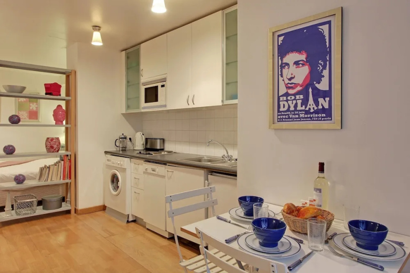 S09278 - Studio with patio for 3 people, Grand Boulevards — отзывы гостей и цены