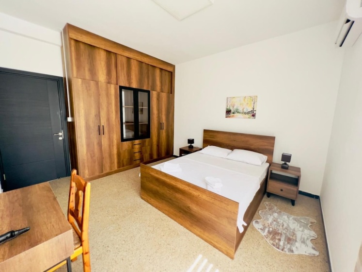 Цены на Cozy Sea View Retreat 1 min to Beach in Kyrenia в Кирения