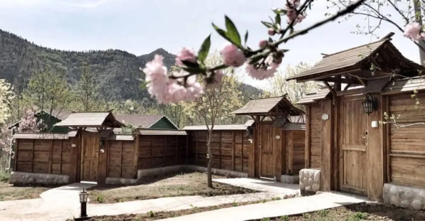 Yun Ju Courtyard Apartment — забронировать отель в Пекине