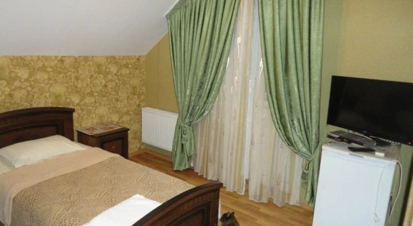 Guest House On Obshchinnaya 56 — забронировать отель в Сириусе