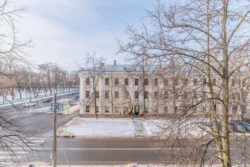 Цены на Апартаменты на улице Петровская 16/2 в Санкт-Петербурге