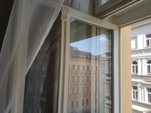 Цены на Apartments With The Lions в Праге