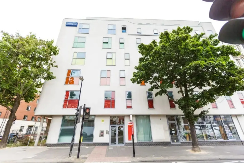 Student Only AXO Islington — отель с удобствами в Лондоне