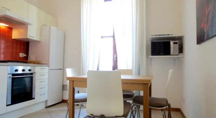 Temporary House - Corso Genova — комфортный отель в Милане