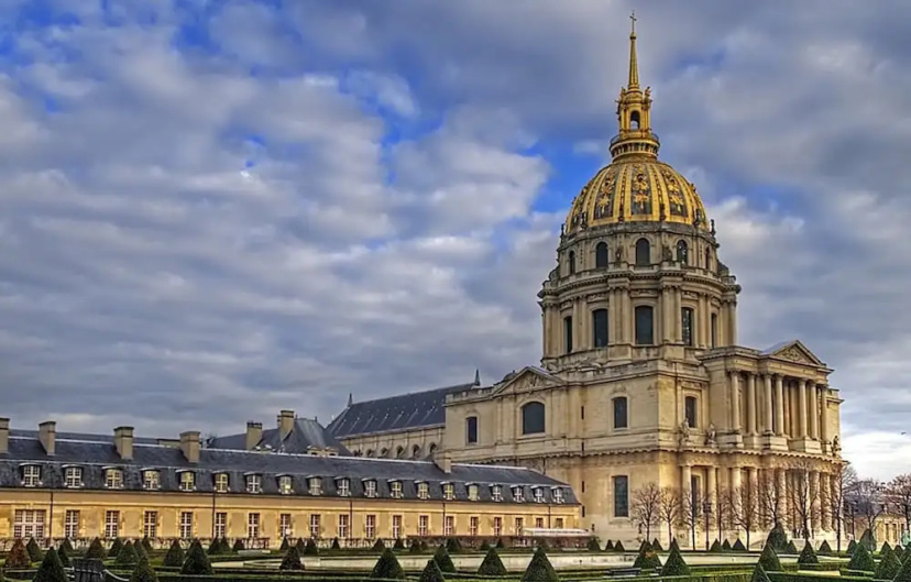 Цены на River Seine - Quartier Latin Apartment в Париже