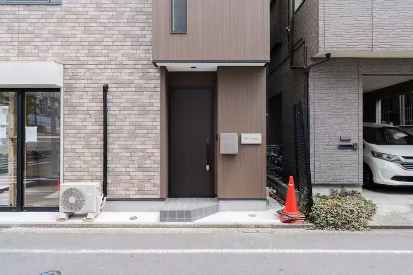 M3Corner 1 goushitsu building — забронировать отель в Токио