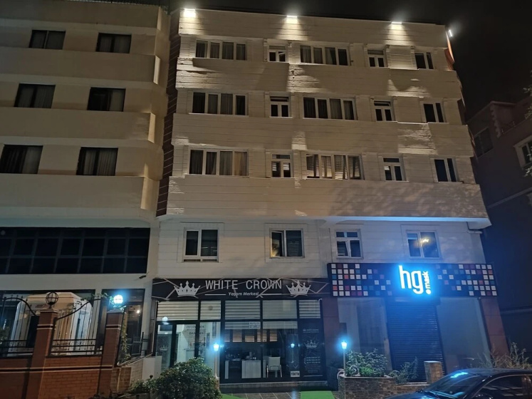 White Crown Apartman ve Yaşam Merkezi — отель с удобствами в Стамбуле